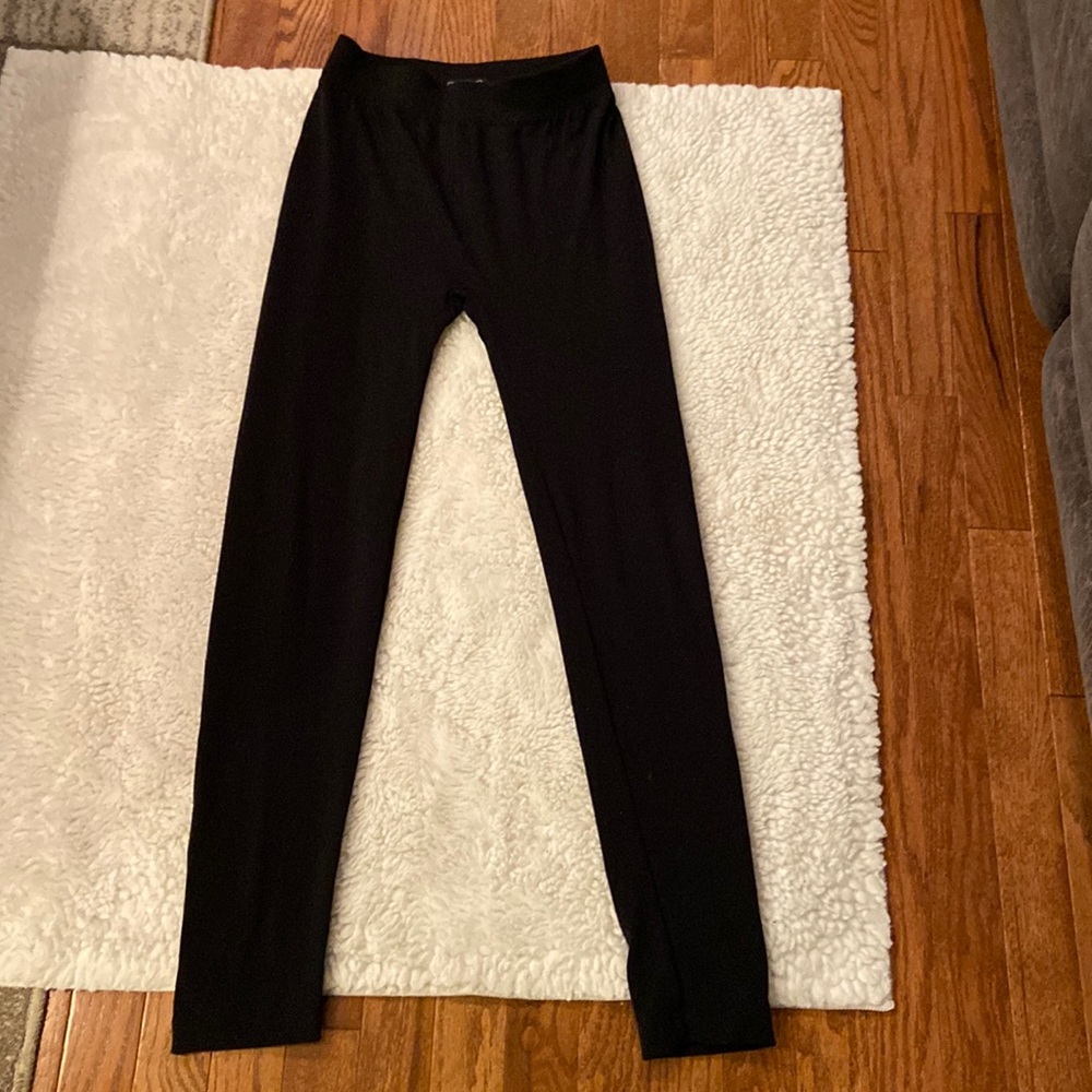 French laundry size large/extra large women’s black leggings.